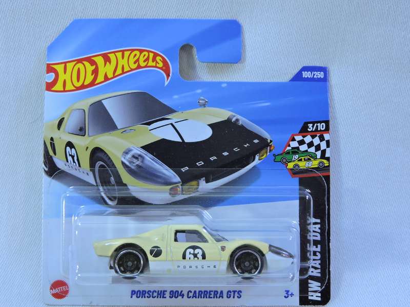 Hot Wheels Porsche 904 carrera GTS ( Yellow #63 )