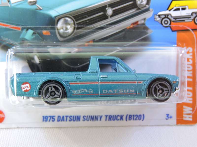 Hot Wheels DATSUN SUNNY ( Green ) Like Nissan 1400 Bakkie