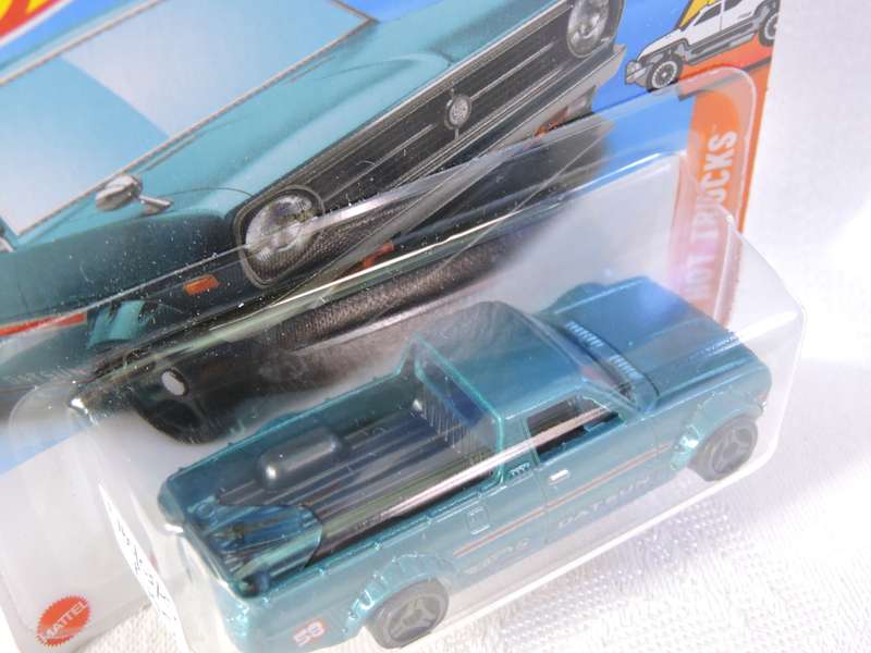 Hot Wheels DATSUN SUNNY ( Green ) Like Nissan 1400 Bakkie