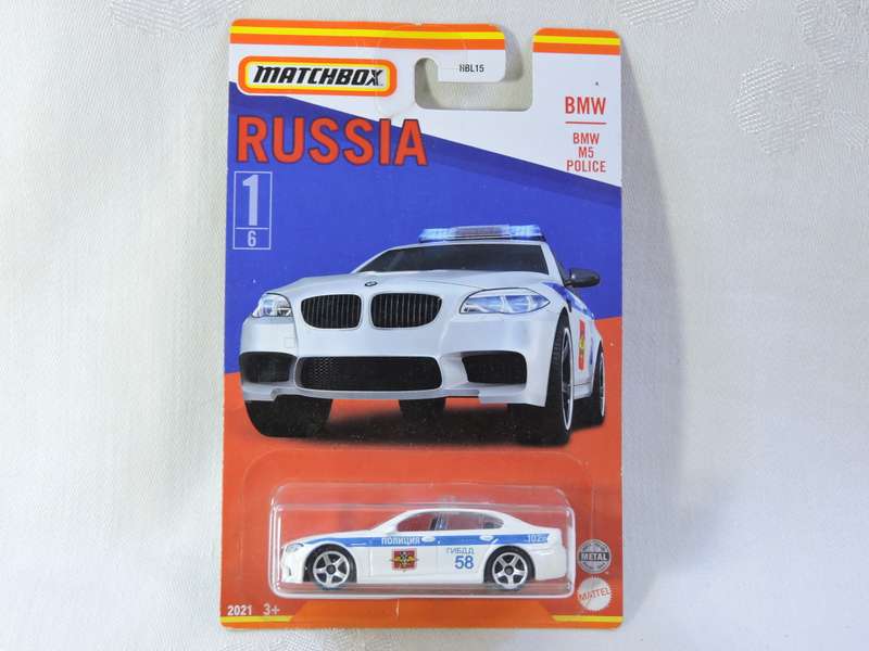 Matchbox BMW M5 Police  RUSSIA 1/6  ( White #58 )    like Hot Wheels