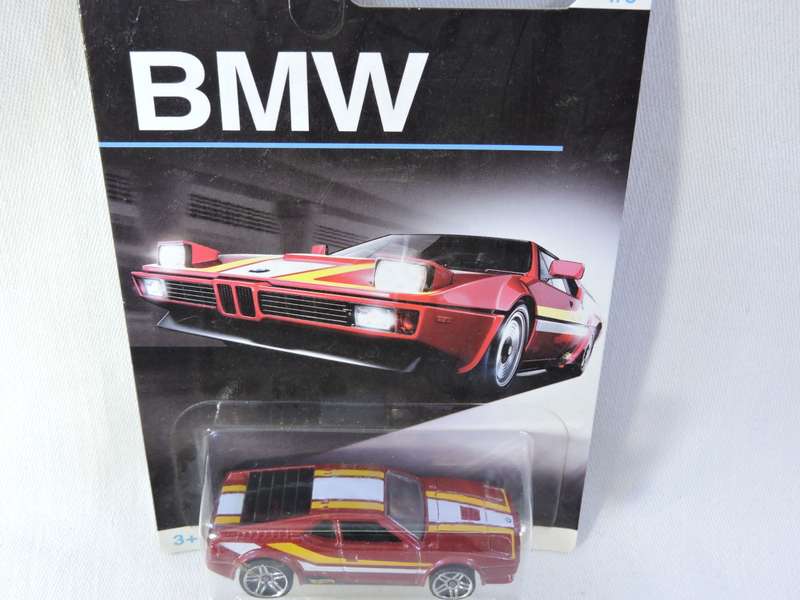 Hot Wheels BMW M1 ( Red )