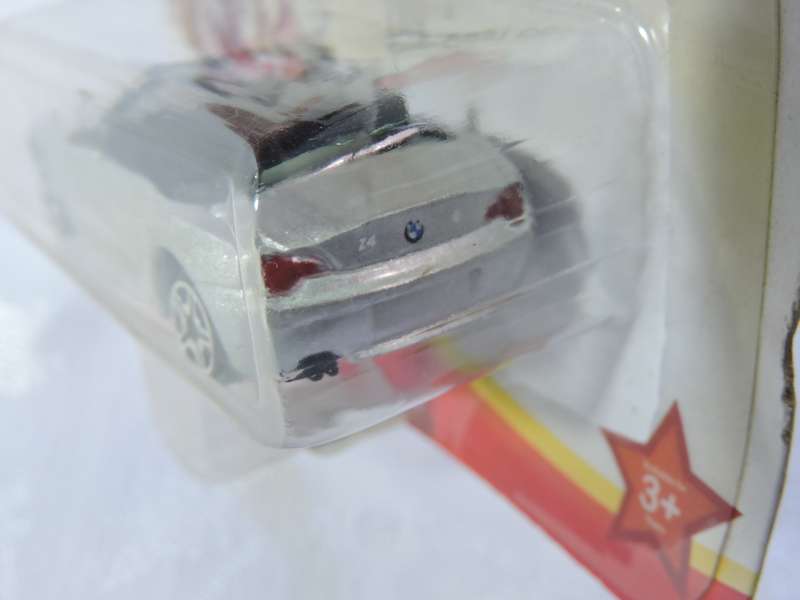 Die Cast BMW Cabriolet ( White )  Like Hot Wheels