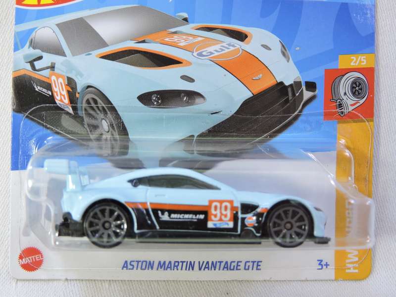 Hot Wheels ASTON MARTIN VANTAGE GTE ( GULF Blue #99 )