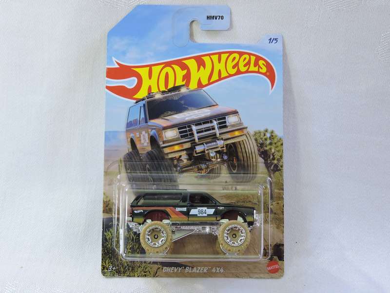 Hot Wheels CHEVY CHEVROLET Blazer 4x4  ( Black #984 )