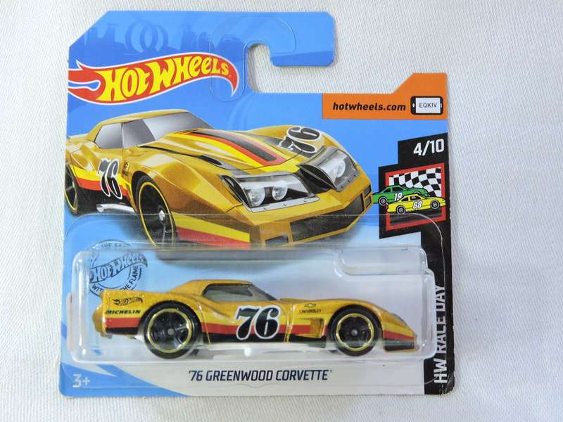 Hot Wheels CHEVY CHEVROLET Greenwood Corvette ( Gold #76 )  Awesome model