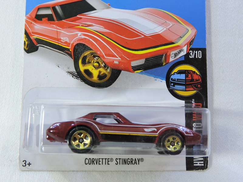 Hot Wheels CHEVY CHEVROLET Corvette Stingray ( Red ) Long Card
