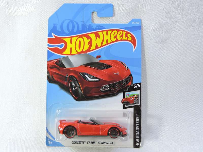 Hot Wheels CHEVY CHEVROLET Corvette C7 Z06 Convertible ( Red ) Long Card