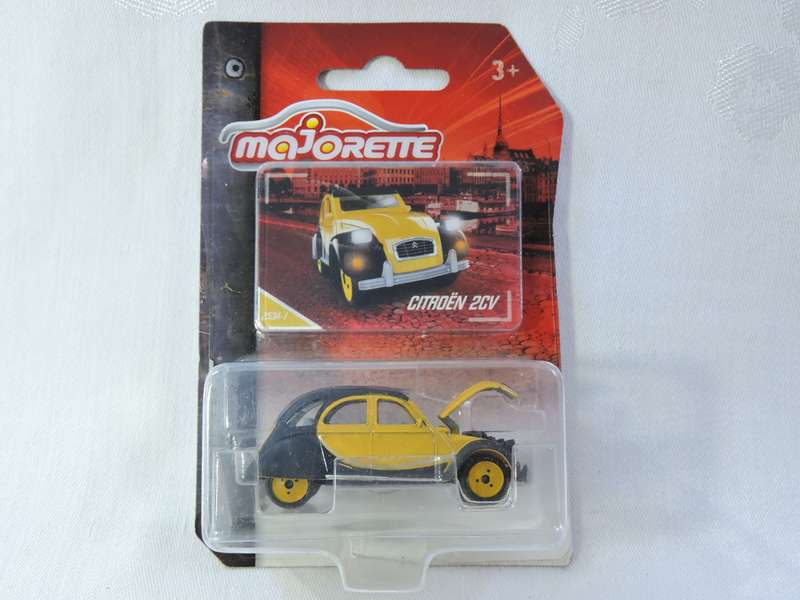 Majorette CITROEN 2CV  ( Black & Yellow )  Long Card Like Hot Wheels