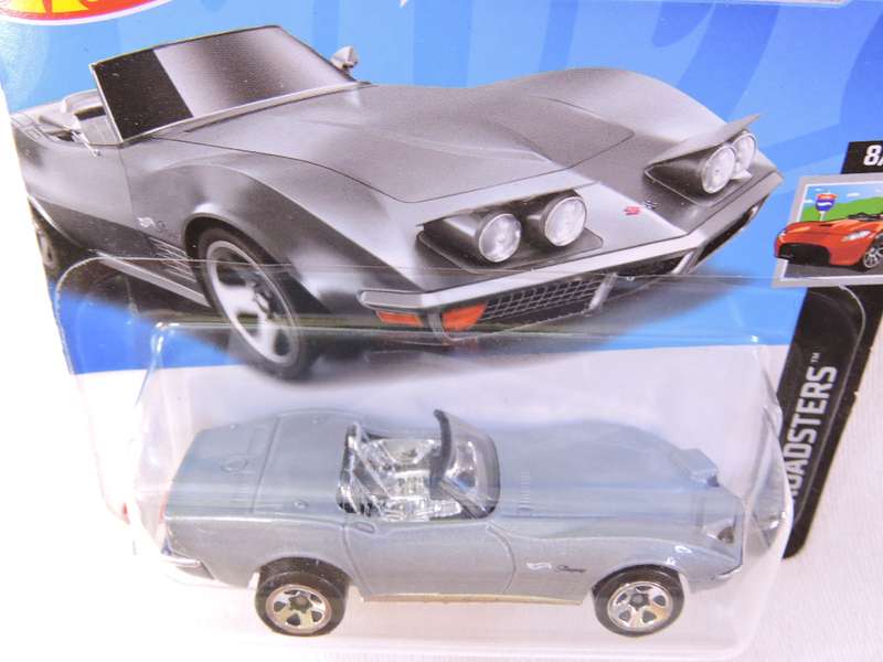 Hot Wheels CHEVY CHEVROLET Stingray Convertible ( Silver )