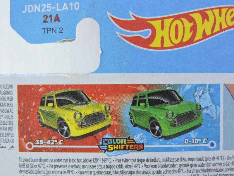 Hot Wheels MINI COOPER  ( Yellow/Green )  Colour Shifters