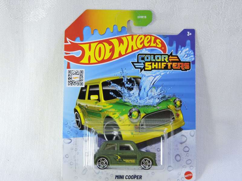 Hot Wheels MINI COOPER  ( Yellow/Green )  Colour Shifters