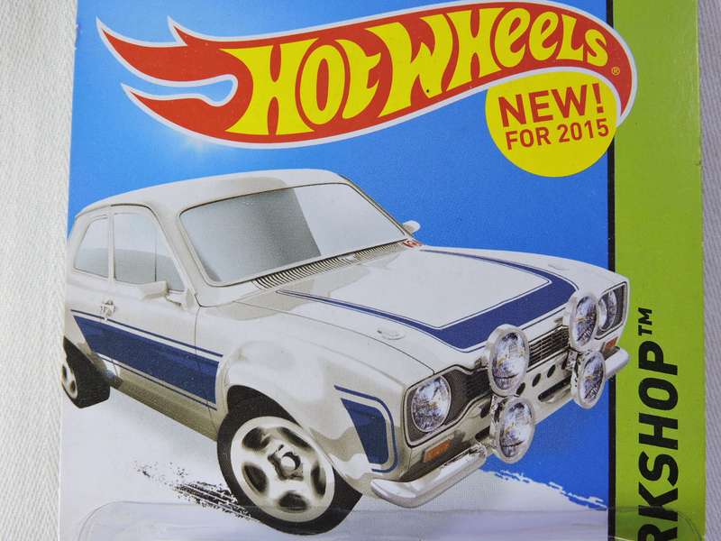 Hot Wheels FORD ESCORT RS1600  ( White with Blue stripe ) Long card