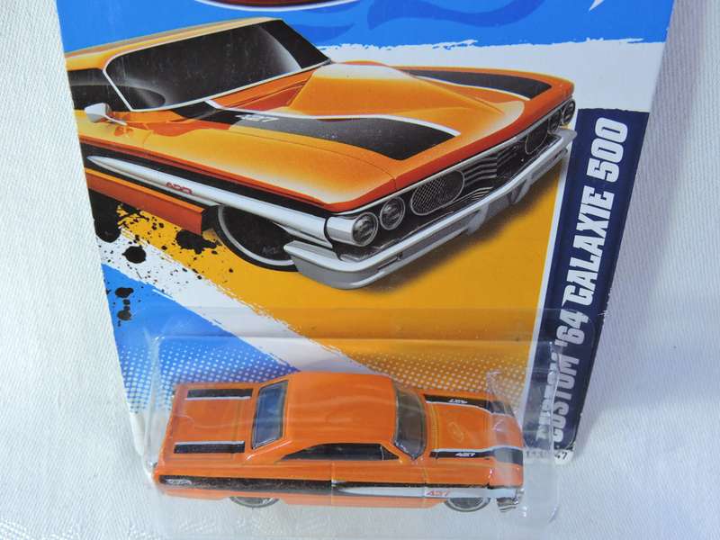 Hot Wheels FORD GALAXIE 500 Muscle Mania ( Orange Black stripe #427 )  Long Card