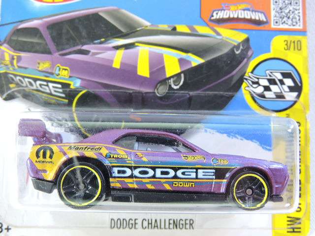 Hot Wheels DODGE Challenger  ( Purple )
