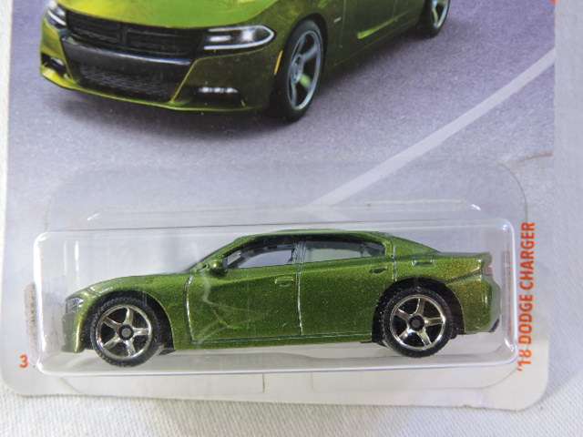 Matchbox DODGE Charger ( Green ) Long Card