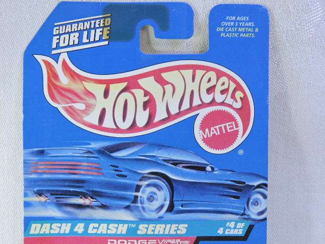 Hot Wheels DODGE VIPER RT/1O ( White #20 ) Long Card