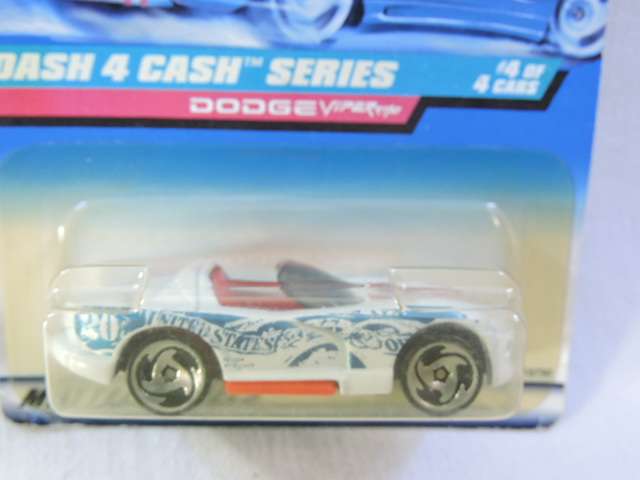 Hot Wheels DODGE VIPER RT/1O ( White #20 ) Long Card