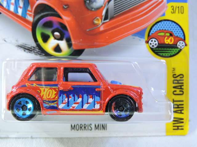 Hot Wheels  MORRIS MINI ( Red Art Car ) Long Card
