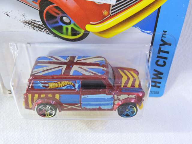 Hot Wheels  AUSTIN MINI VAN ( Union Jack ) Long Card