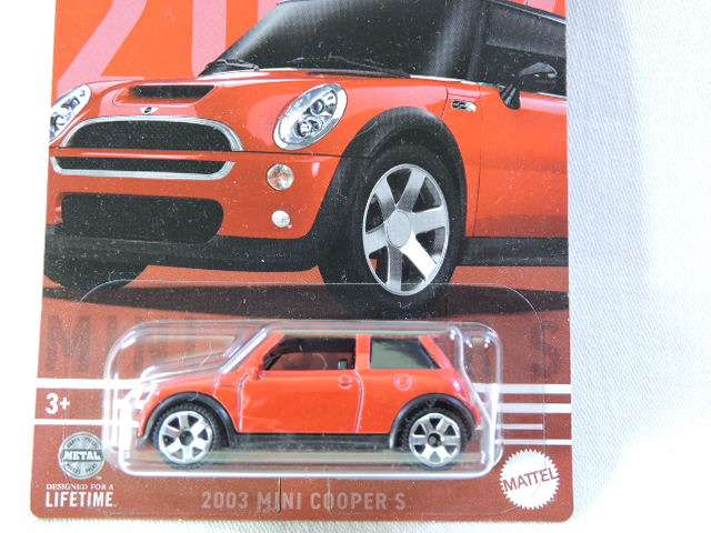 Matchbox MINI COOPER S ( Red )  Like Hot Wheels