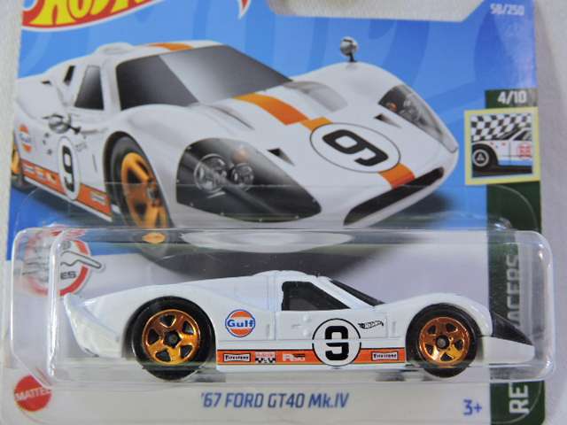 Hot Wheels FORD GT 40 Mk.IV ( White GULF #9 )