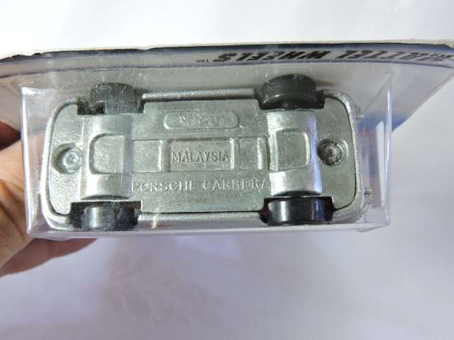 Hot Wheels PORSCHE Carrera ( Silver. Full Metal ) Vintage 1997 Long Card