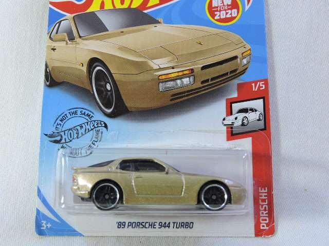 Hot Wheels PORSCHE 944 Turbo ( Red ) Long Card