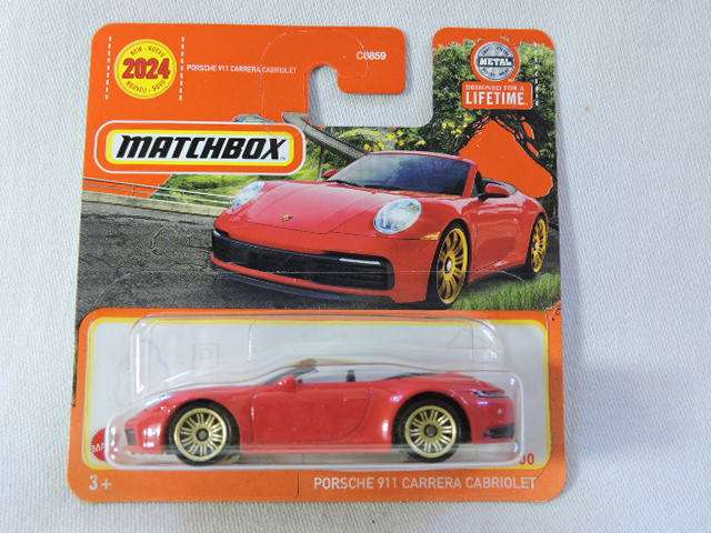 Matchbox PORSCHE 911 Carrera Cabriolet ( Red ) Like Hot Wheels