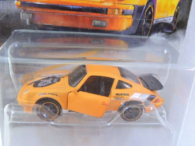 Matchbox PORSCHE 911 Turbo ( Orange ) Moving Parts   Like Hot Wheels