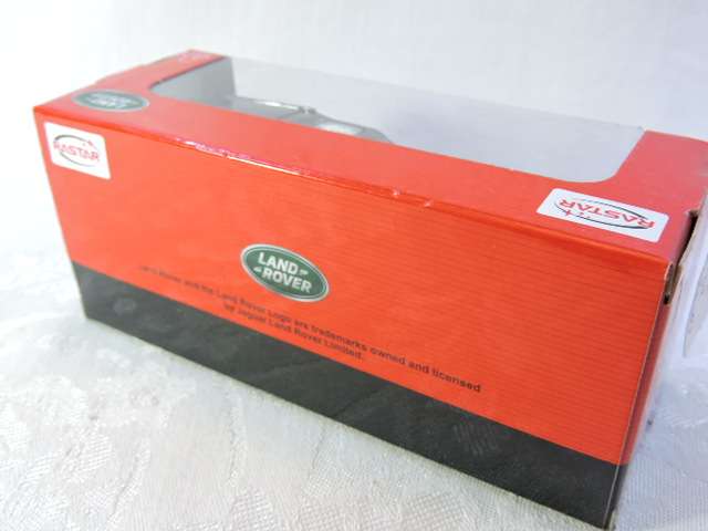 LAND ROVER DISCOVERY 3  Mint in Box ( Black )  RASTAR 1/43 Scale