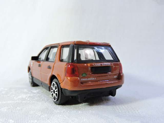 LAND ROVER FREELANDER 2 HSE ( Bronze )