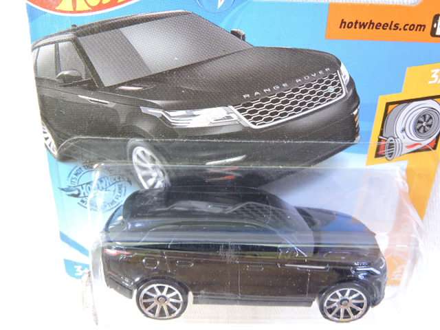 Hot Wheels RANGE ROVER VELAR ( Black ) like Land Rover