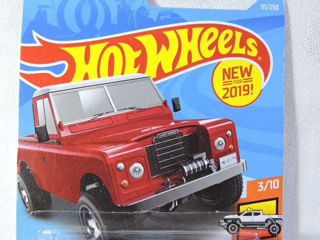 Hot Wheels Land Rover Series 111 Pickup Bakkie ( Red ) Long Card