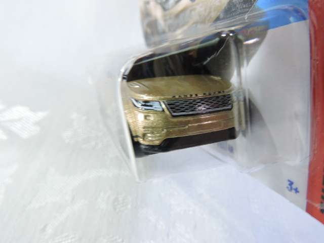 Hot Wheels RANGE ROVER VELAR ( Gold #68 ) like Land Rover