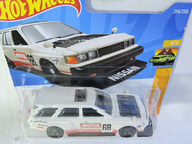 Hot Wheels NISSAN MAXIMA Drift Car ( White #68 ) Like Datsun