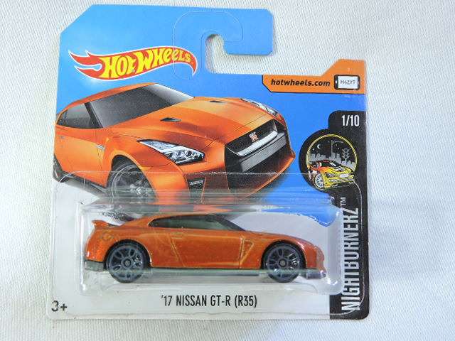 Hot Wheels NISSAN GT-R (R35) ( Bronze ) Like Datsun