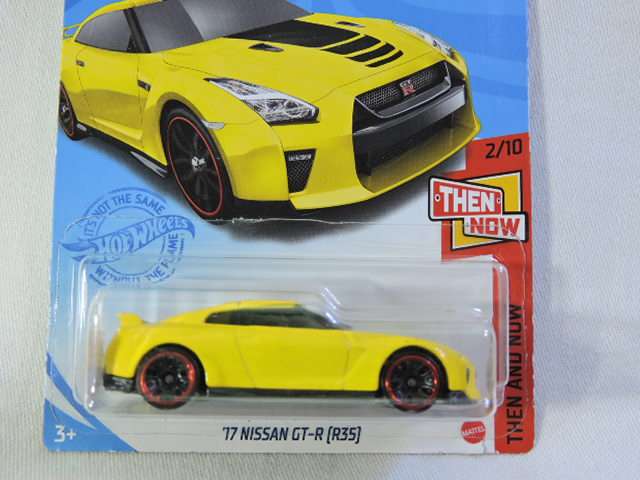 Hot Wheels NISSAN GT-R [R35] ( Yellow ) Long card  Like Datsun