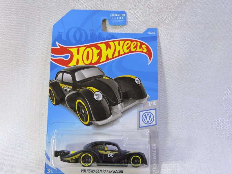Hot Wheels VW VOLKSWAGEN BEETLE KAFER RACER ( Matt black  ) Mooneyes  Long Card