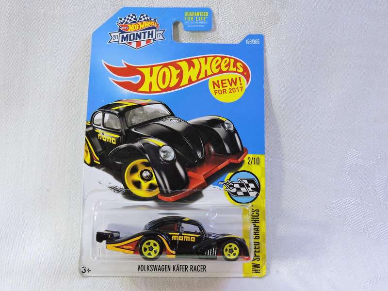 Hot Wheels VW VOLKSWAGEN BEETLE KAFER RACER ( Gloss black MOMO ) HW Month 2017 Long Card