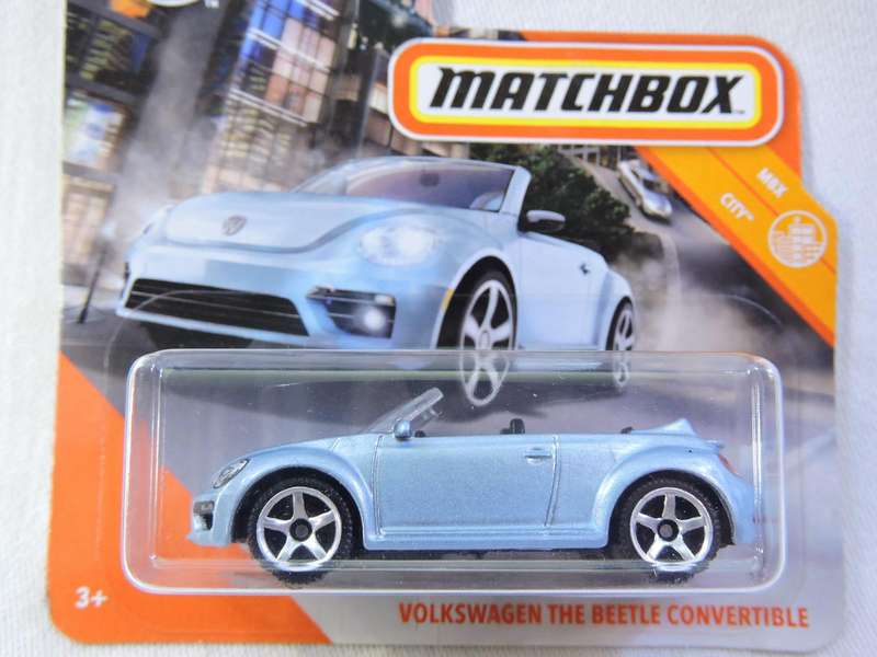 Matchbox VW VOLKSWAGEN BEETLE  Convertible ( New Beetle Blue ) Like Hot Wheels