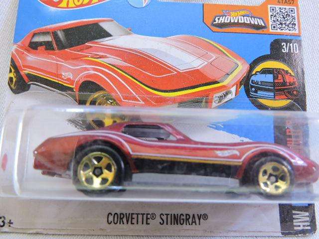 Hot wheels Chevy Chevrolet Corvette Stingray ( Red Gold rims )