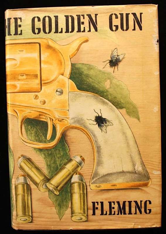 THE MAN WITH THE GOLDEN GUN by Ian Fleming (1965) - VERY GOOD COPY IN UNCLIPPED DJ