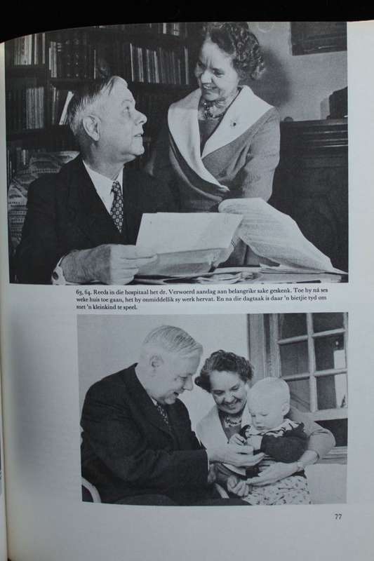 MAN VAN DIE VOLK - HENDRIK VERWOERD FOTO GEDENKALBUM deur Pieter Grobbelaar 1966
