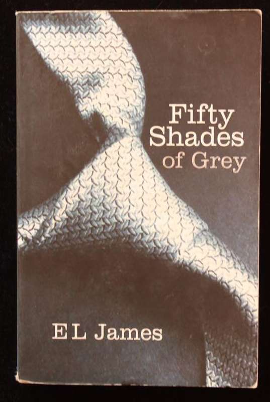 FIFTY SHADES OF GREY - E.L. JAMES #1