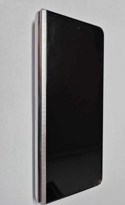 Samsung Galaxy Z Fold 3