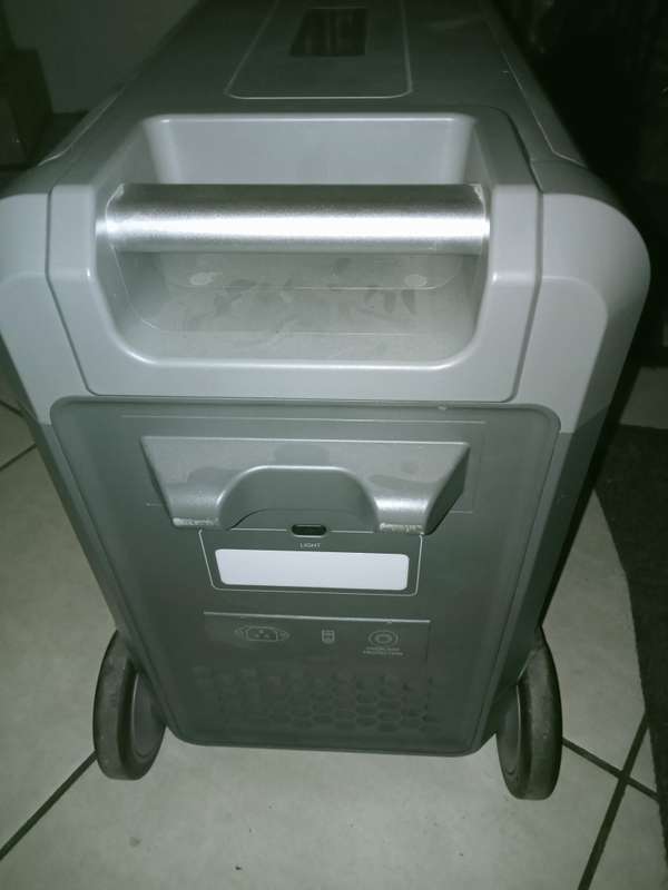 Magneto Portable Power Station 3600W  Reliable Power Anytime, Anywhere!