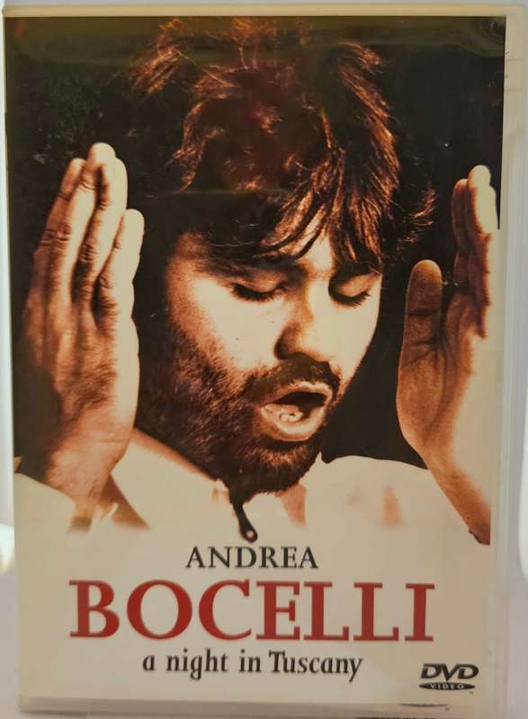 Andrea Bochelli a Night in Tuscany  DVD (269)