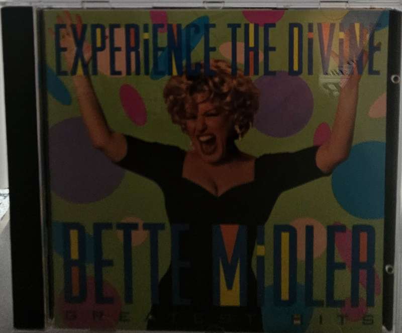 Experience the Divine Bette Midler Greatest Hits  (3662)