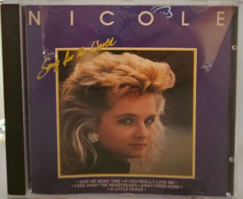 Nicole Song for the World (3590)