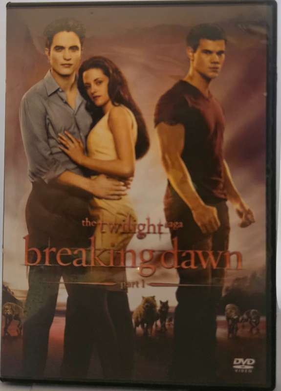 The Twilight Saga Breaking Dawn Part 1  DVD (255)